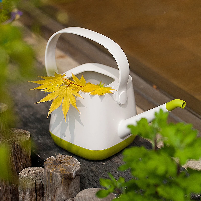 嘉伯瑞浇水壶养花塑料简约风耐用长嘴耐晒品质处理漏水加大花园