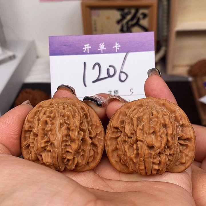 吊坠桃核四座楼42无刀痕s