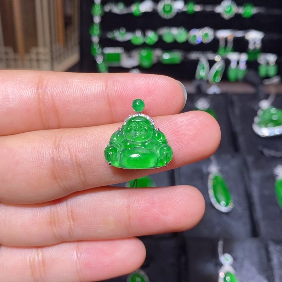 颈饰18K金镶嵌翡翠天然翡翠