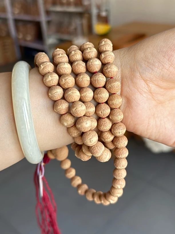 尼泊尔凤眼菩提子同树实心小金豆1.0尺寸