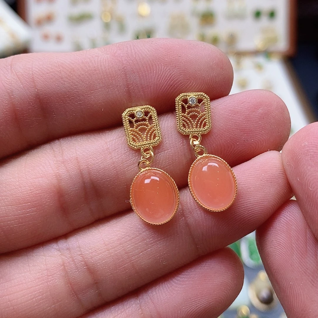 桃***妮南红玛瑙银S925镶嵌耳饰