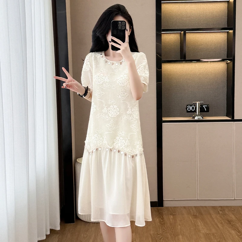 高端时尚休闲连衣裙2025夏新款女刺绣宽松腰遮肚子气质优雅短袖裙