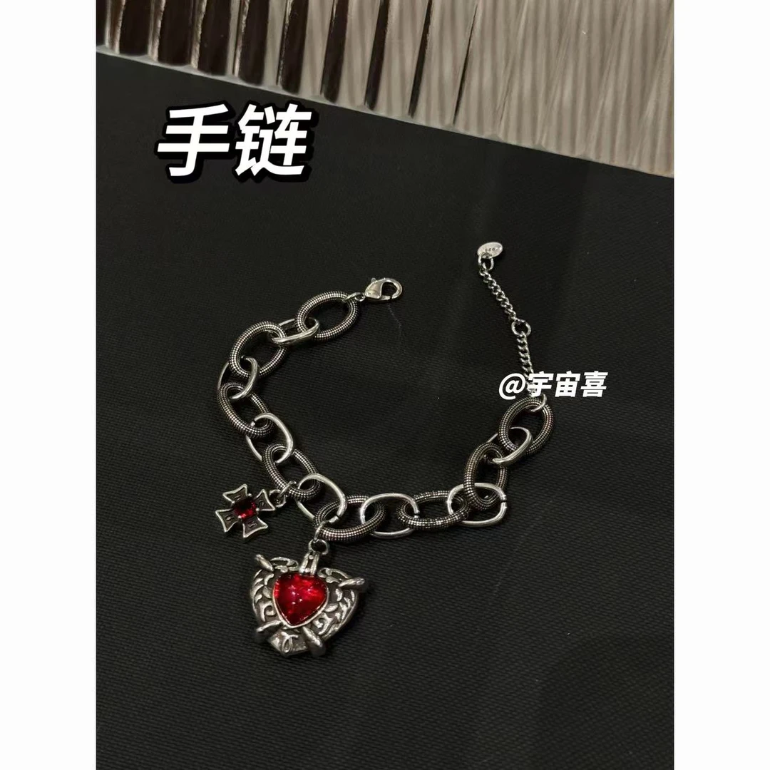 铜合金锆石手链  F4-004【粗链条红色果酱爱心中古重工爱心手链】