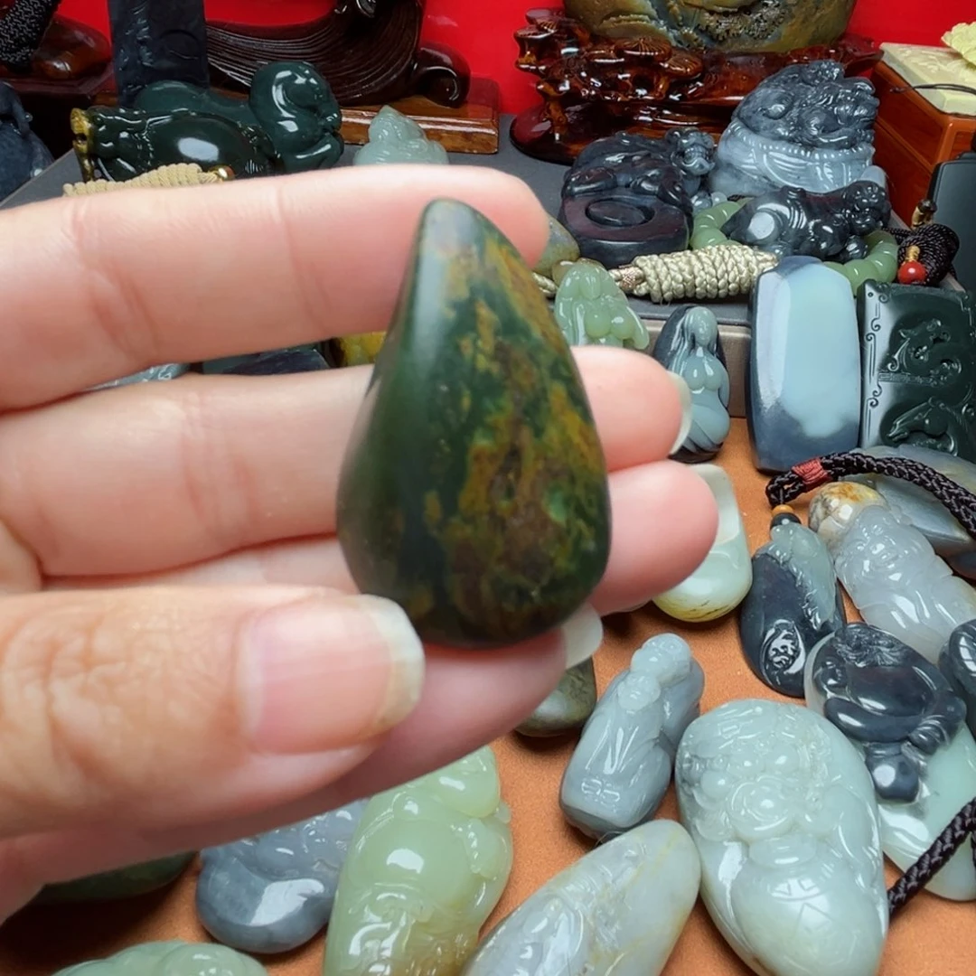 和田玉未镶嵌挂件