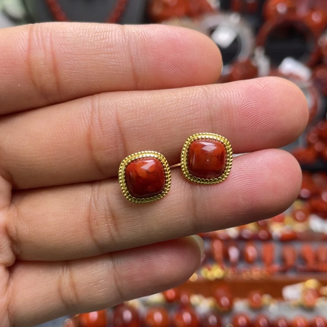【闪购商品】银S925镶嵌方糖耳钉南红玛瑙