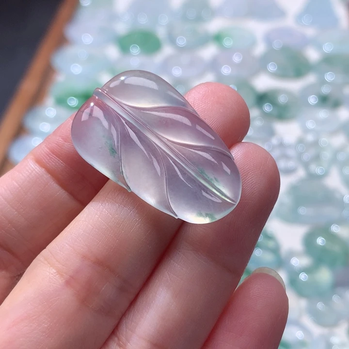 颈饰未镶嵌翡翠高冰飘花叶子