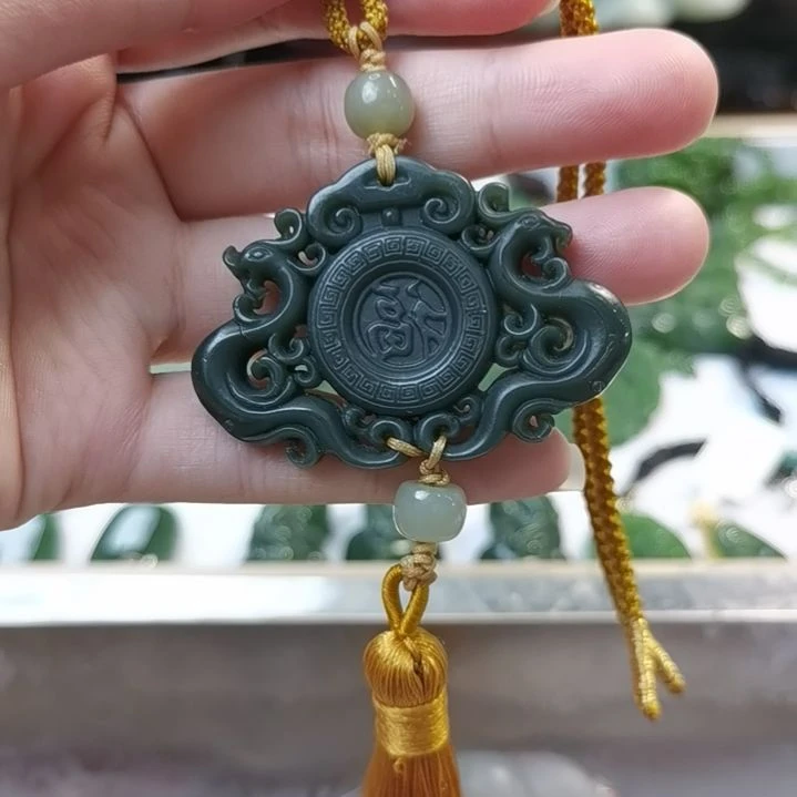 和田玉（碧玉）未镶嵌颈饰