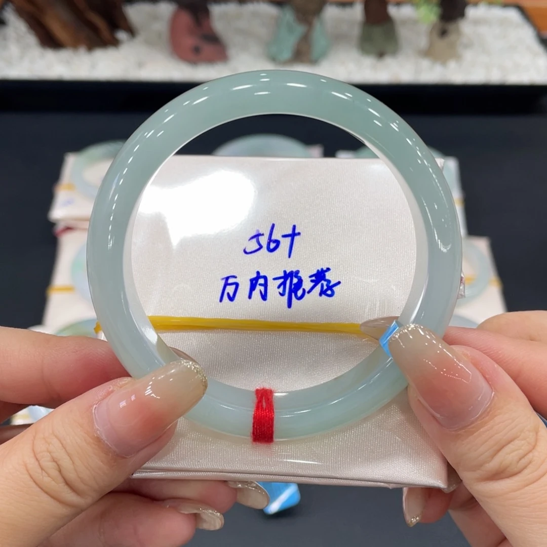 未镶嵌手镯翡翠缅甸天然翡翠手镯