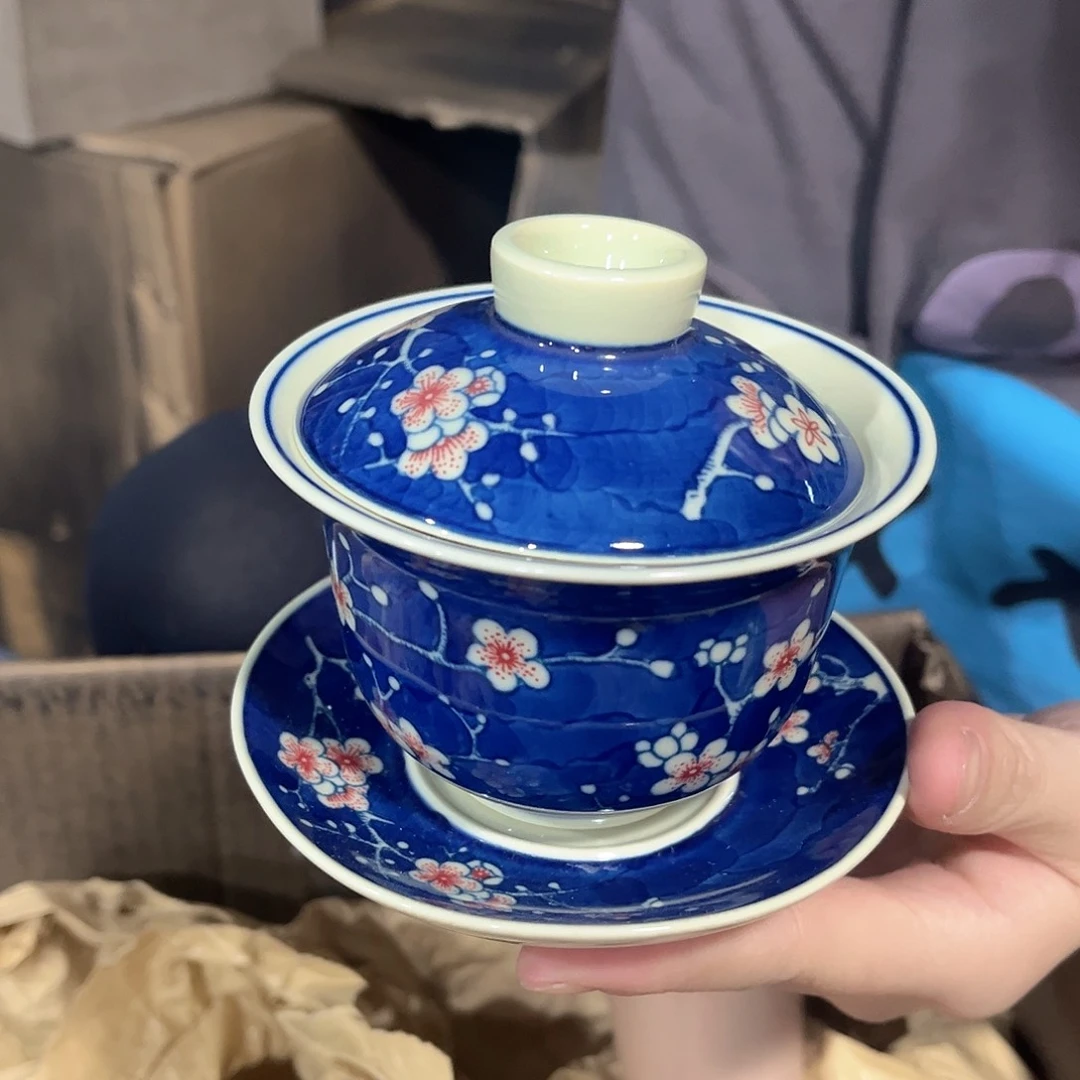 摆件景德镇陶瓷盖碗。黄。
