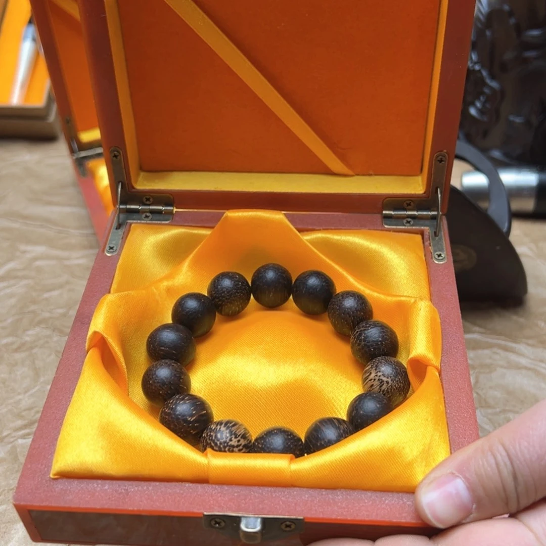 大叶紫檀（黑酸枝木类）