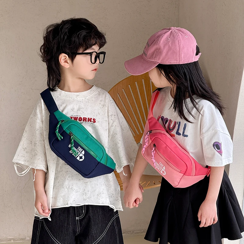 时尚韩系儿童包包男童潮酷斜挎包拼色胸包女童腰包夏季休闲小胸包