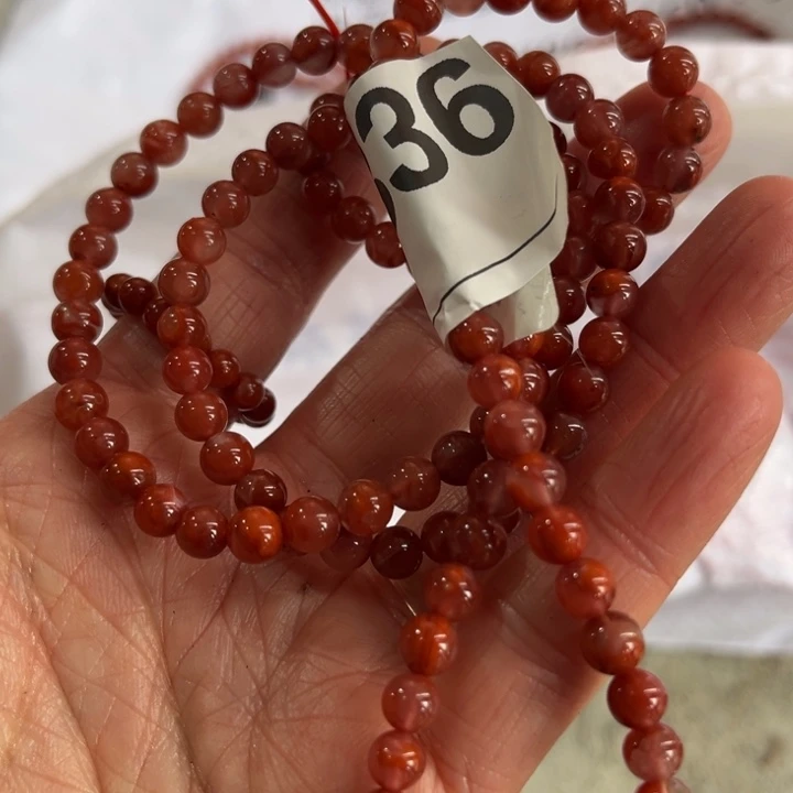 南红玛瑙未镶嵌手链