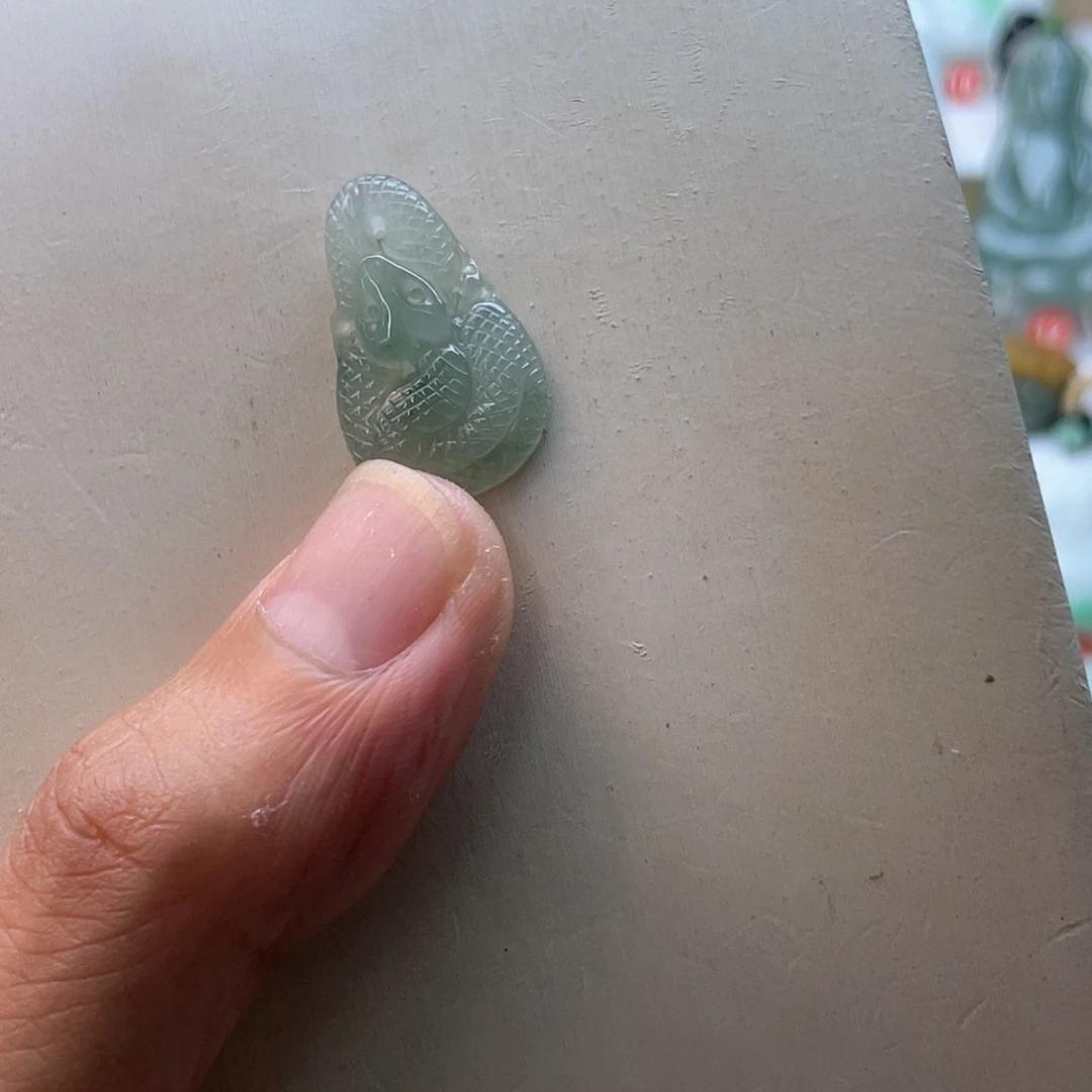 【闪购商品】翡翠未镶嵌颈饰庸*翡翠