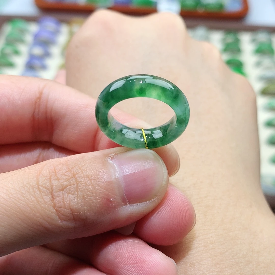 翡翠戒指未镶嵌8号