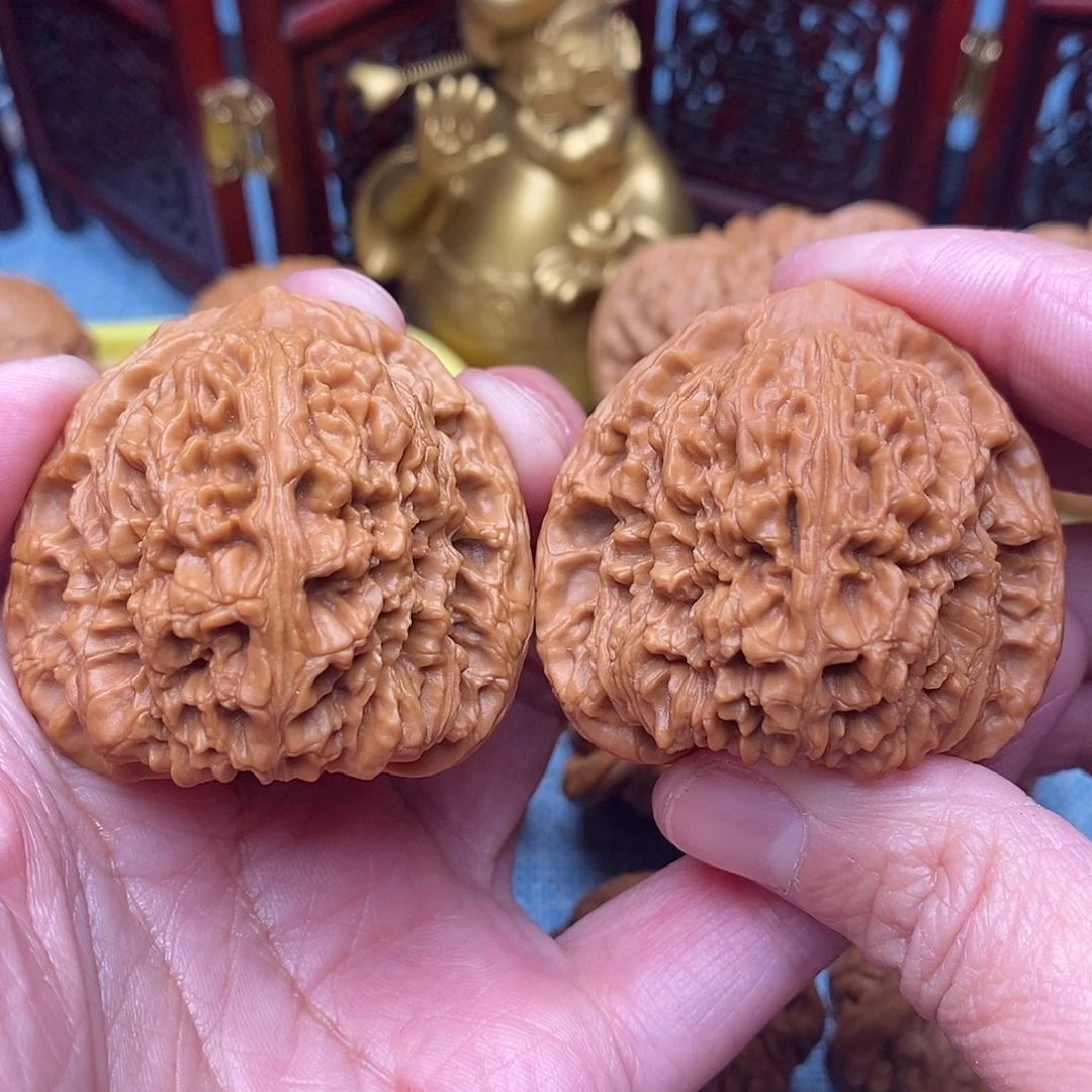 北***道把件文玩核桃毕业全品南疆石三角43尺