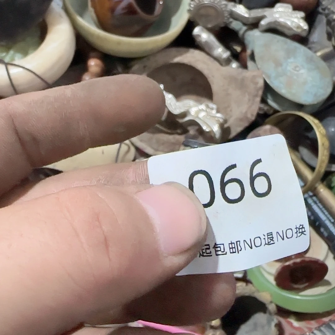 ****对木雅圆工艺天柱一个