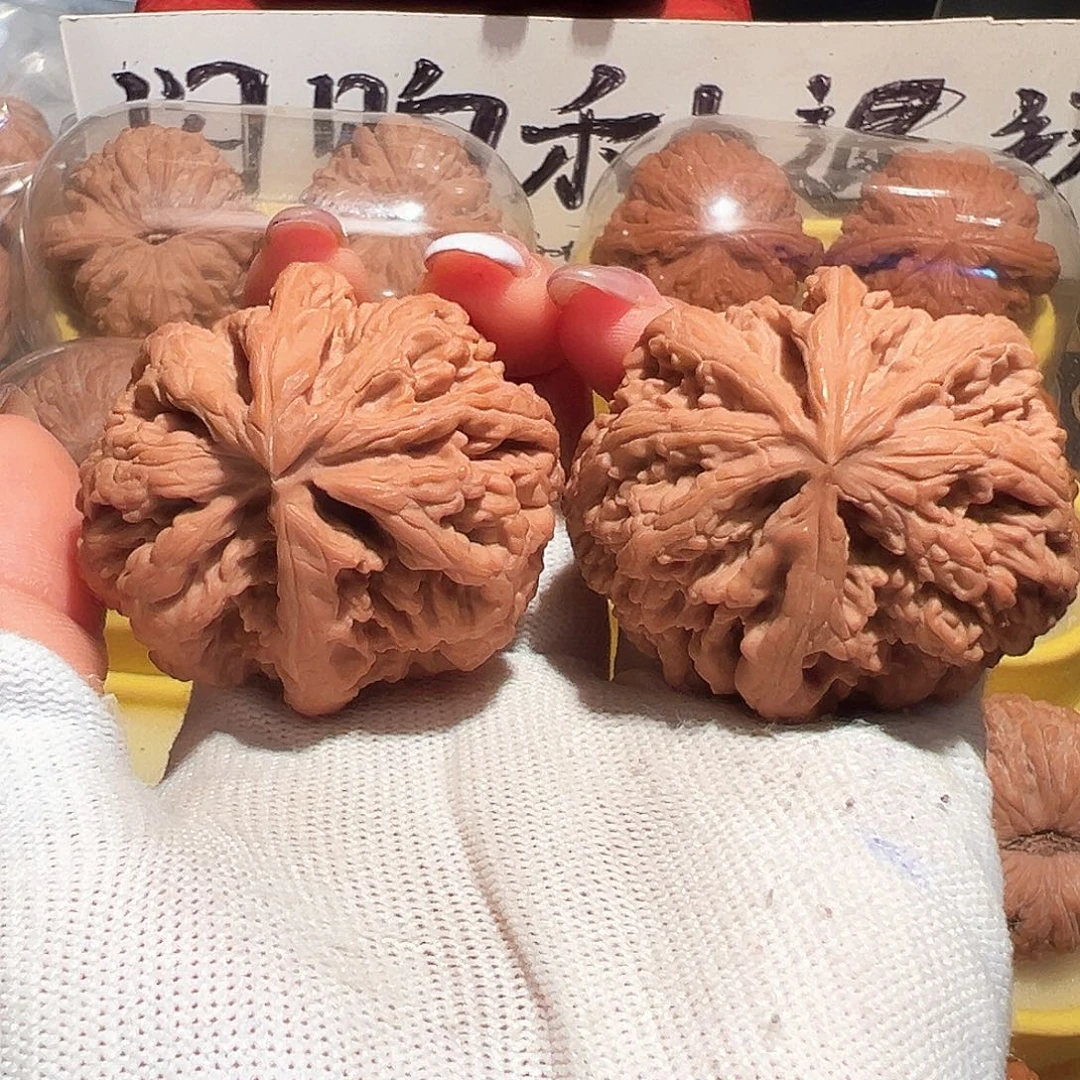 吊坠桃核大粗筋全品异形座山雕
