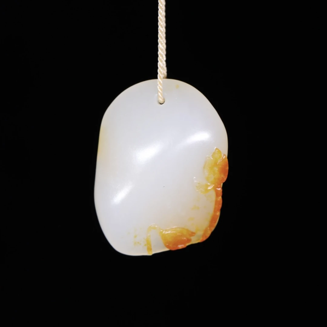 5克新疆和田玉红皮白肉荷花挂件吊坠苏工雕刻男女通用南田轩