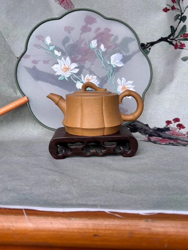 宜兴原矿半手工紫砂壶