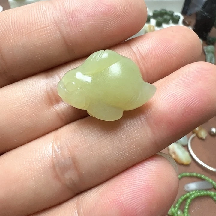 未镶嵌和田玉珠宝半成品豆*