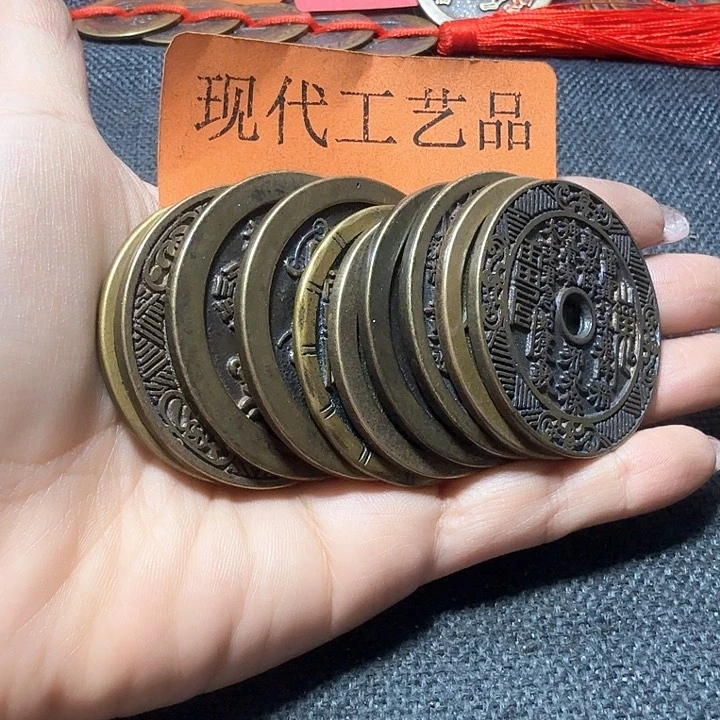 铜爱****锅11枚花钱现代工艺品