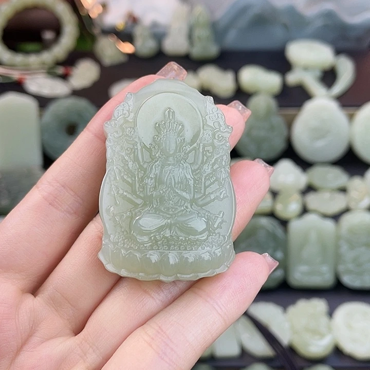 颈饰未镶嵌和田玉