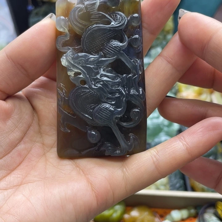 蛇纹石玉未镶嵌挂件