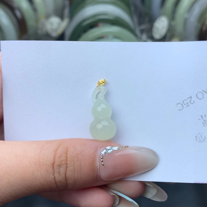 吊坠(不含链)18K金镶嵌和田玉22