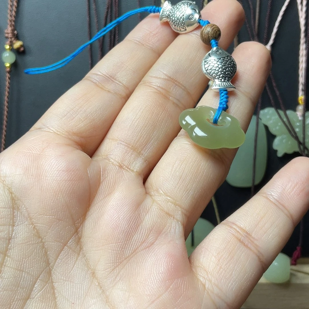 未镶嵌和田玉手机链