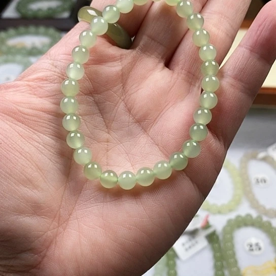 和田玉手串未镶嵌?*天6mm