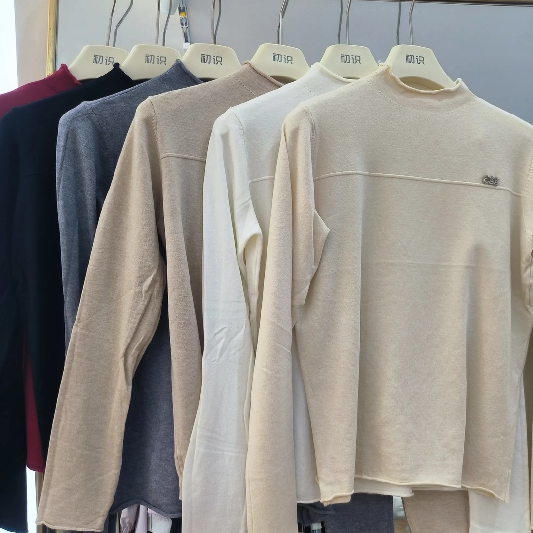 打底 字母 针织 新款