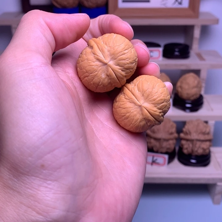把件文玩核桃78蛇皮球31尺
