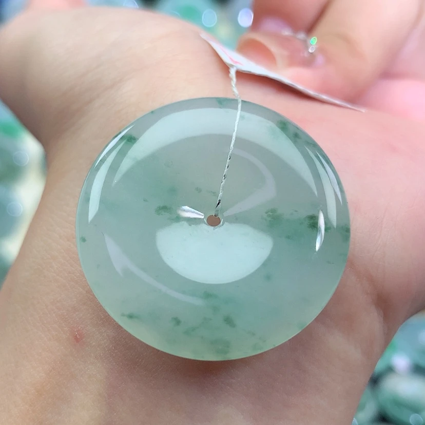 【闪购商品】翡翠未镶嵌吊坠(不含链)