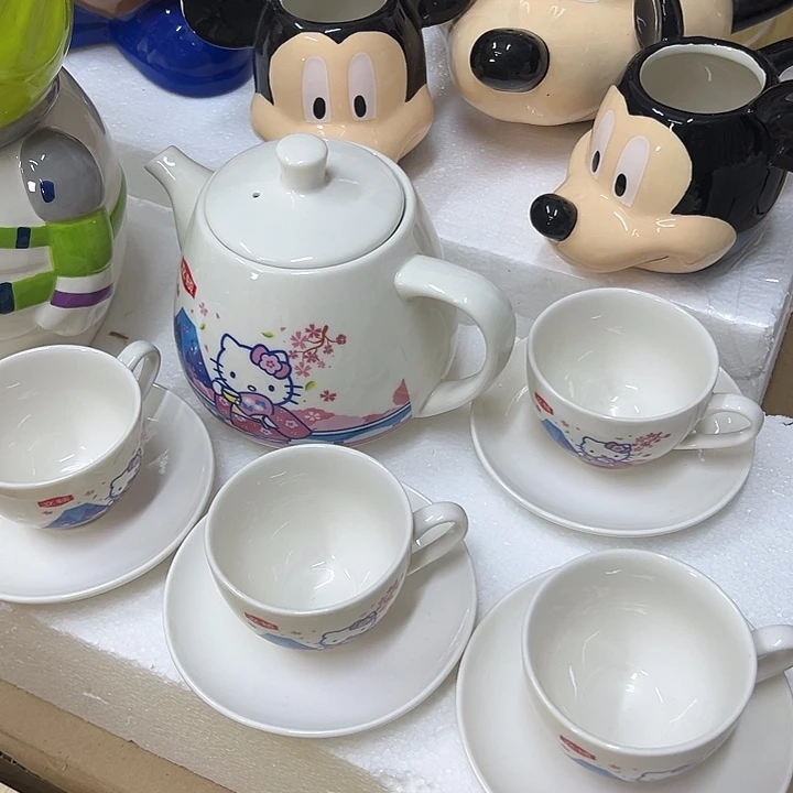 陶瓷等行业的产品出口到世界各地陶瓷等行业的产品出口到世界各地