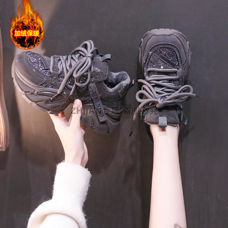 网红时尚亮片加绒老爹鞋女款爆款2025新款厚底百搭水钻休闲运动鞋