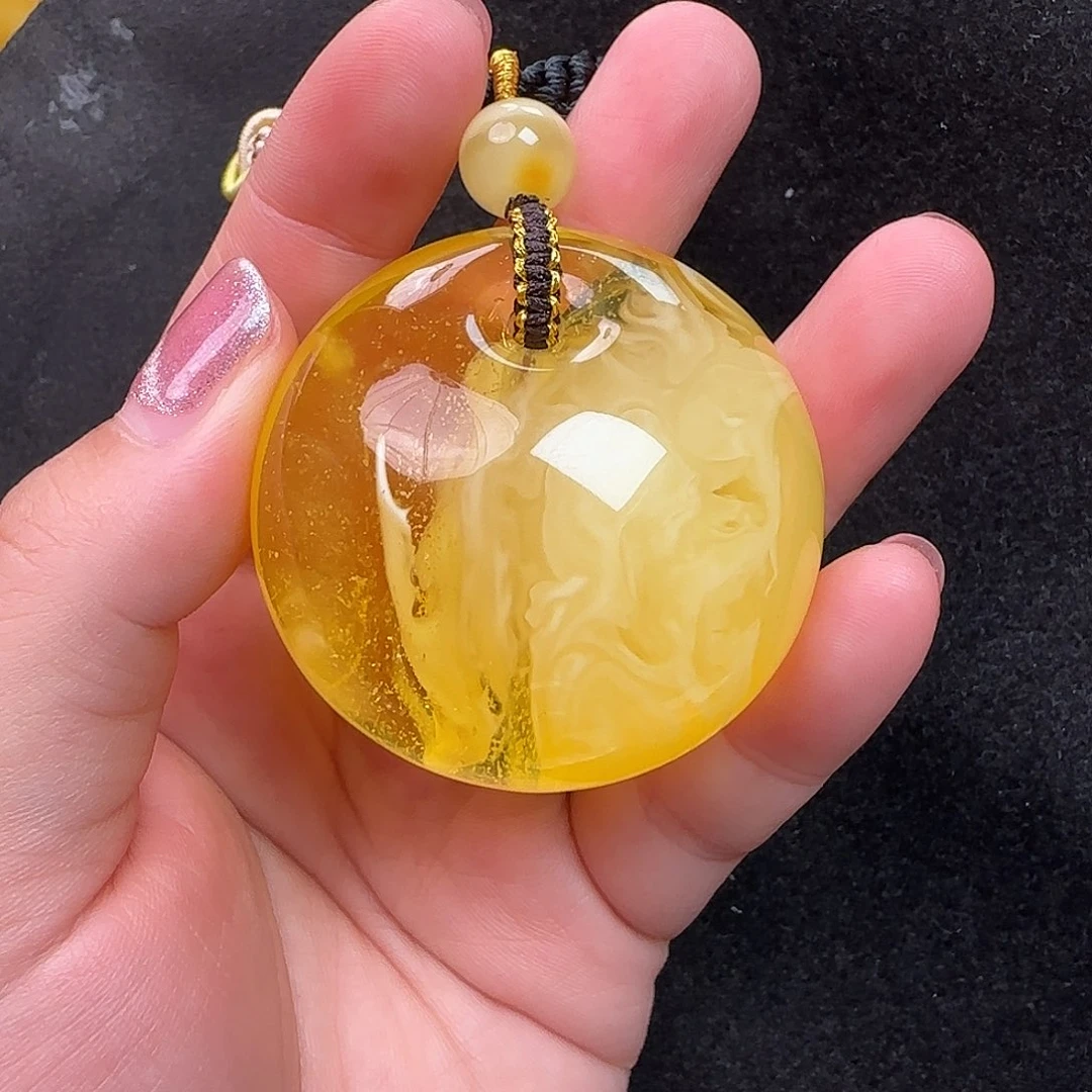 蜜蜡未镶嵌珠宝奇石