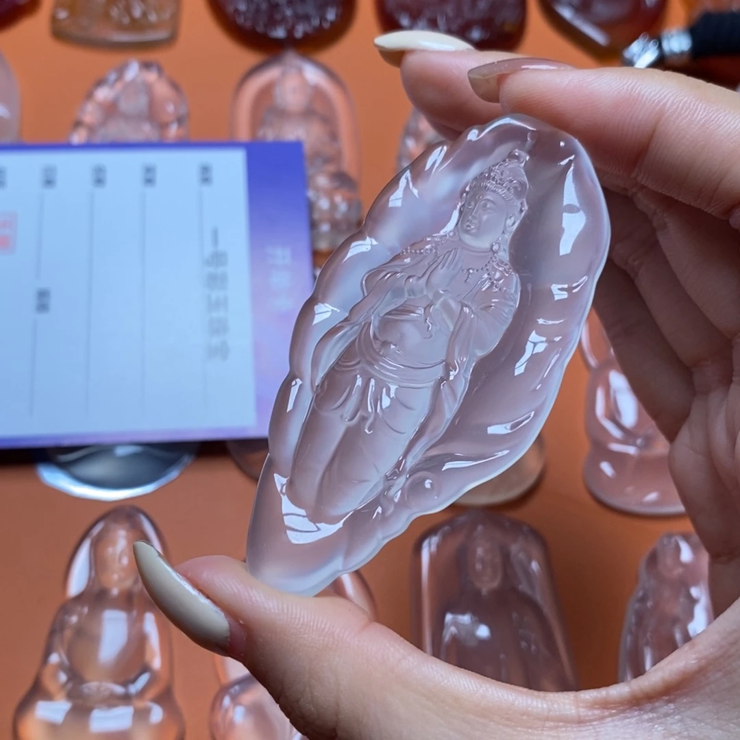 七***月玛瑙/玉髓未镶嵌吊坠