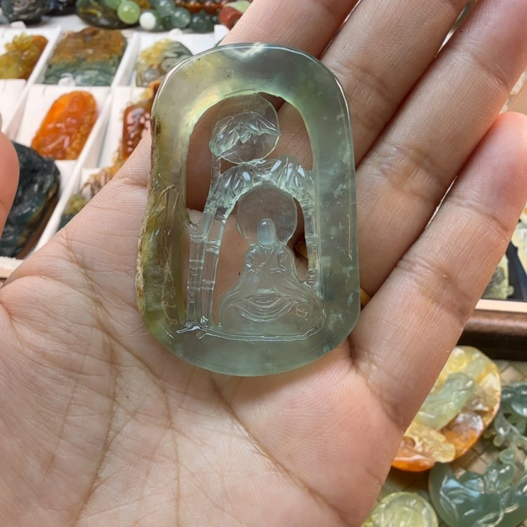 澜***浔蛇纹石玉未镶嵌颈饰