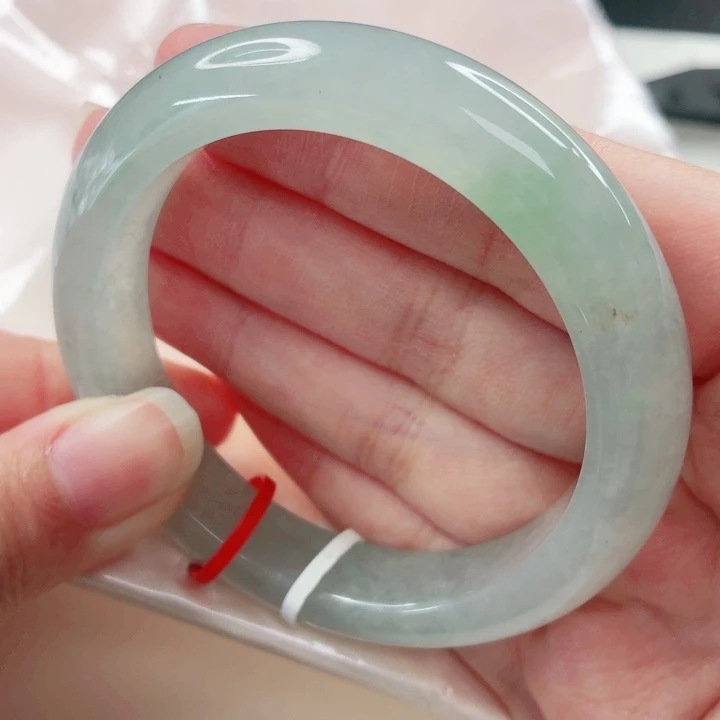 翡翠未镶嵌手镯54.3圈x595