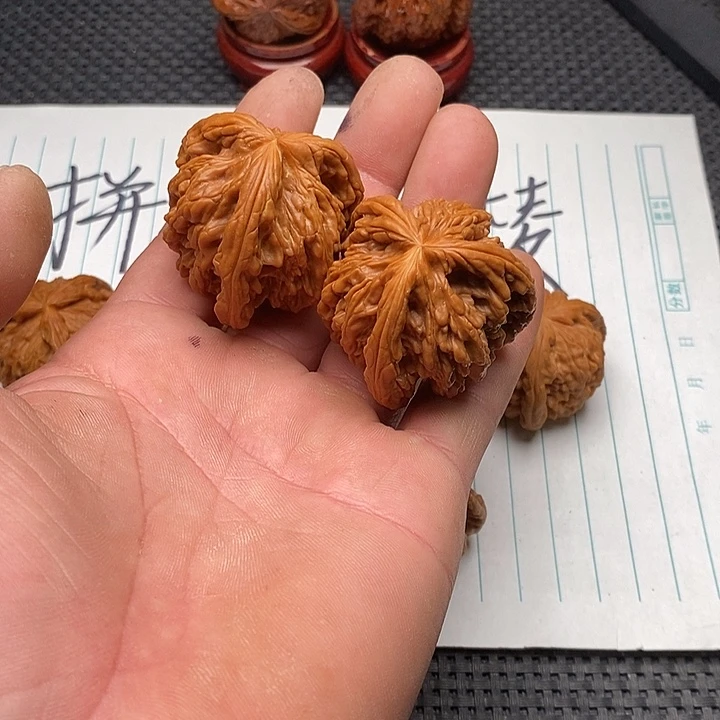 核桃把件拼接虎头24