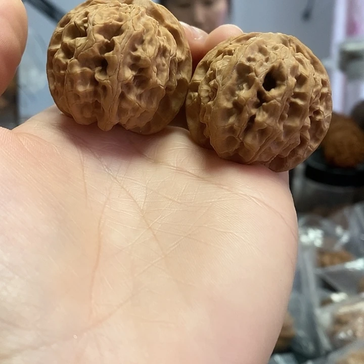 文玩核桃把件.38.5苹果老树