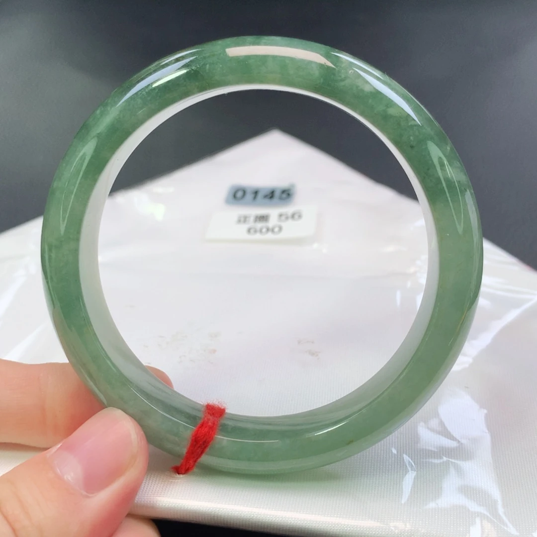 翡翠手镯未镶嵌0145号