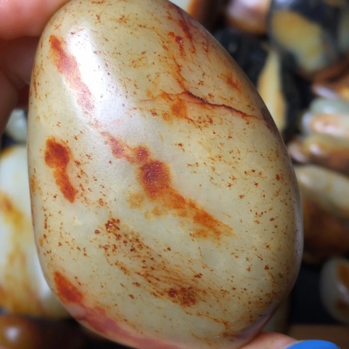 和田玉未镶嵌珠宝奇石