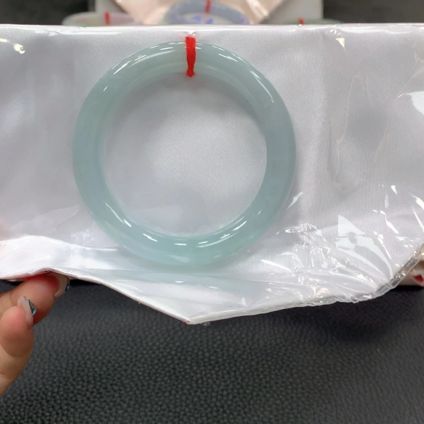 【闪购商品】翡翠手镯未镶嵌翡翠