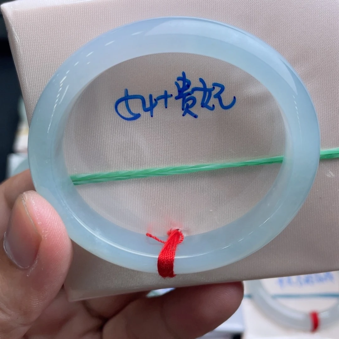 翡翠未镶嵌手镯翡翠手镯