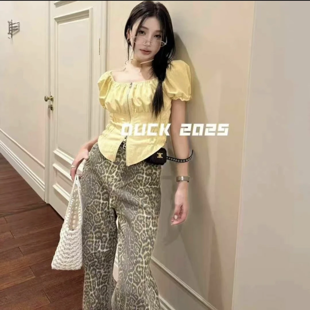 雯雯家 2025夏季新款收腰打揽拉链方领纯色泡泡袖显瘦上衣