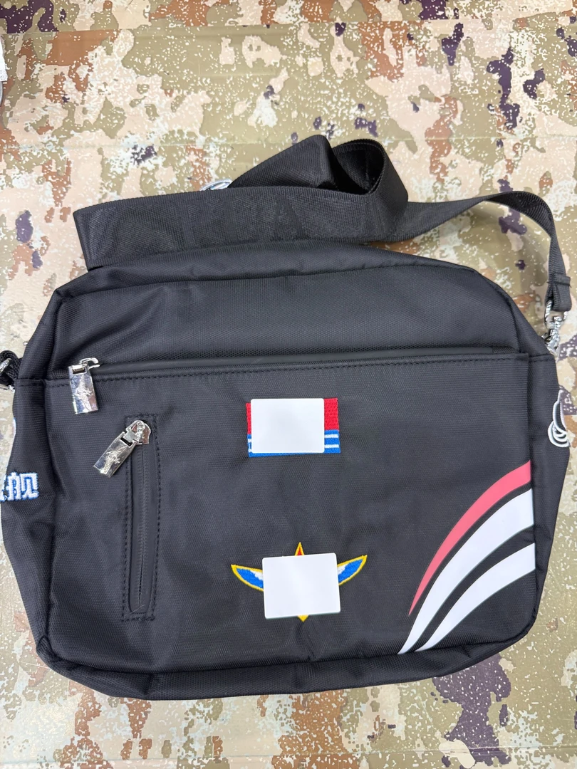 （山东）黑色 尼龙 斜挎包