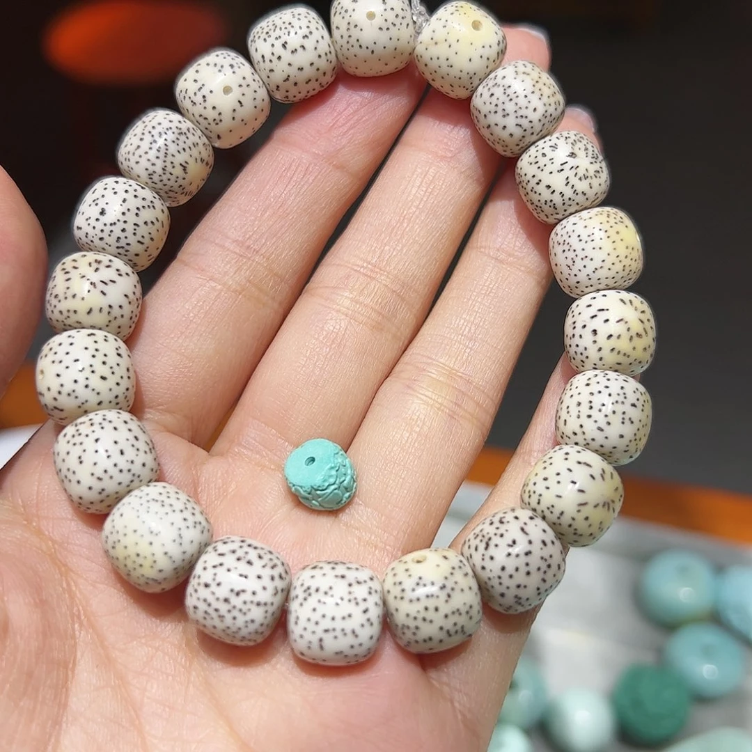 星月菩提手串✨****?星月菩提