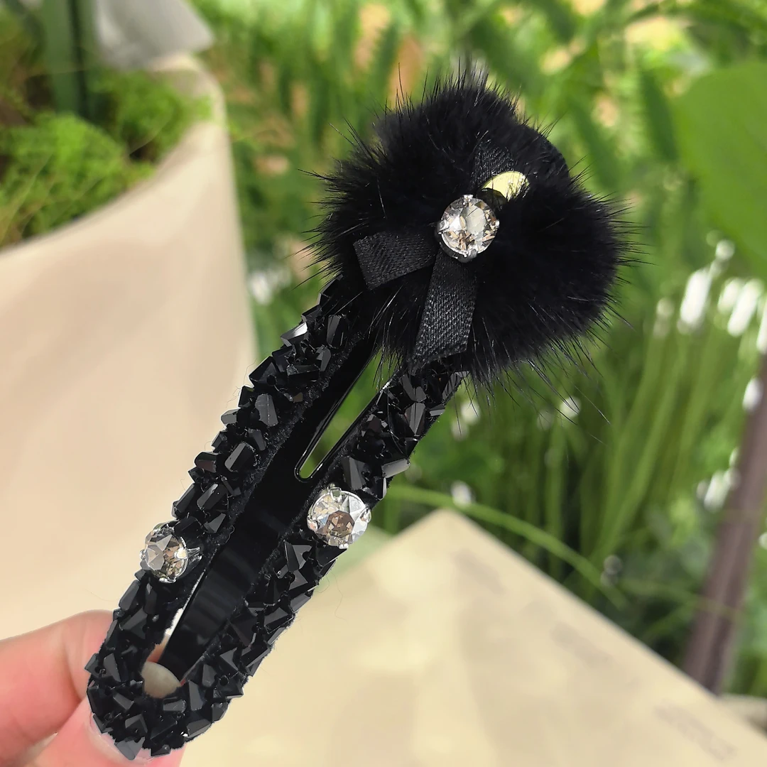 精品水晶新款精致黑色丝绒水貂毛重工百搭懒人夹5603