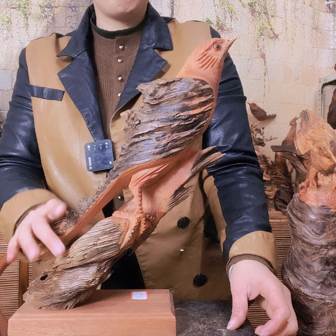 松木光*强琥珀木随行巧雕